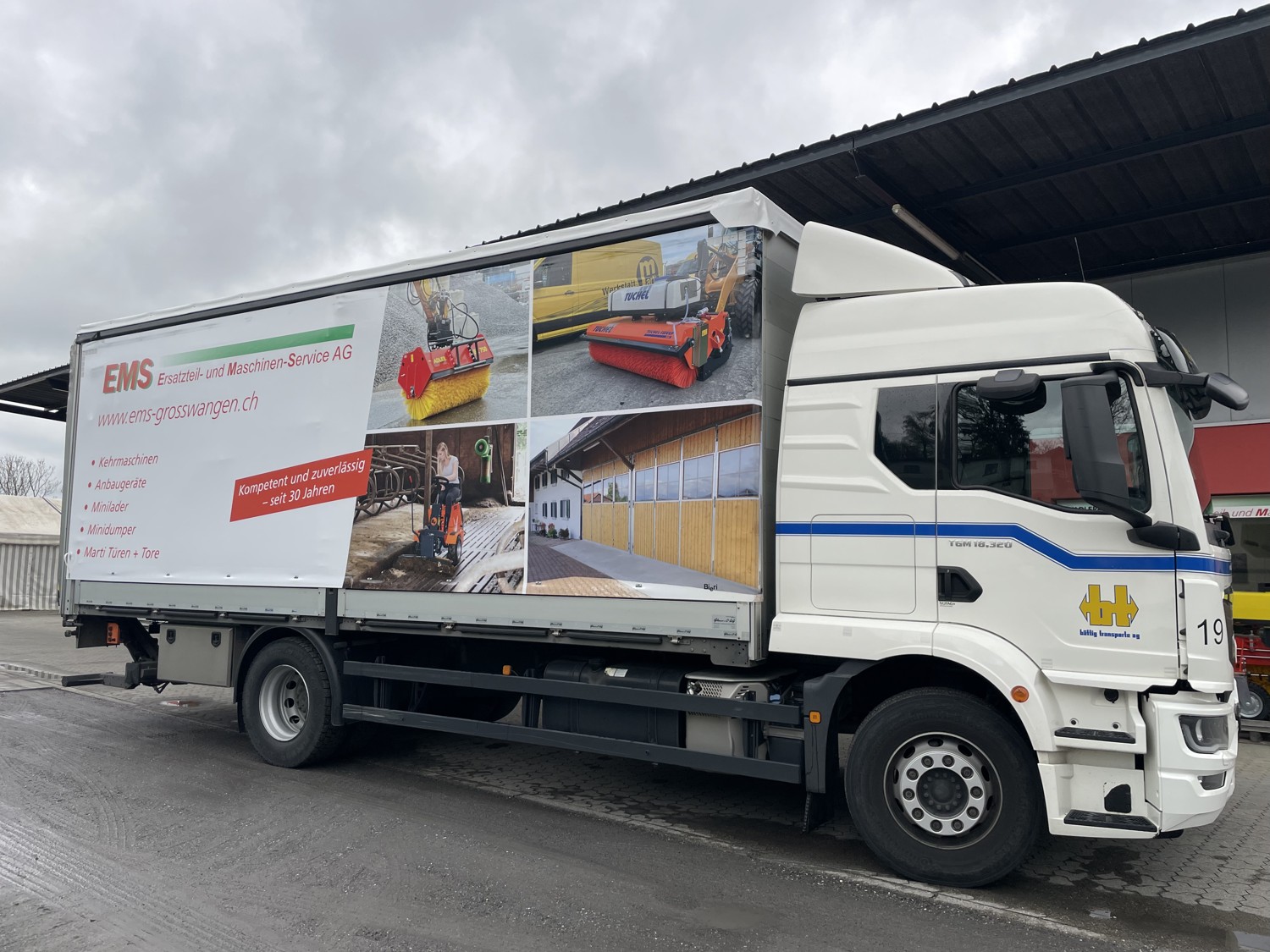 Lastwagen EMS Blachen